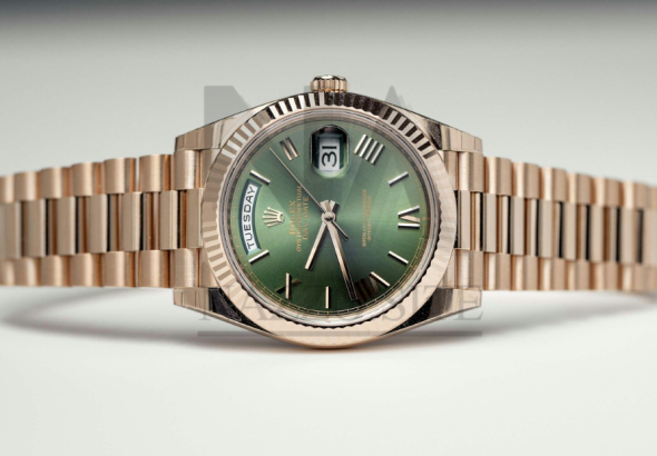 Rolex Day-Date 40mm Rose Gold Olive Green Roman